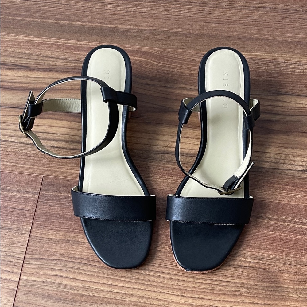 Nisolo Black Leather Block Heel Sandals - Picture 3 of 11